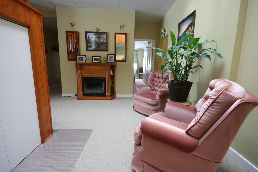 Villa Maria Country Inn Acheson Luaran gambar