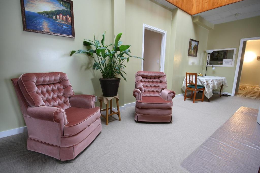 Villa Maria Country Inn Acheson Luaran gambar