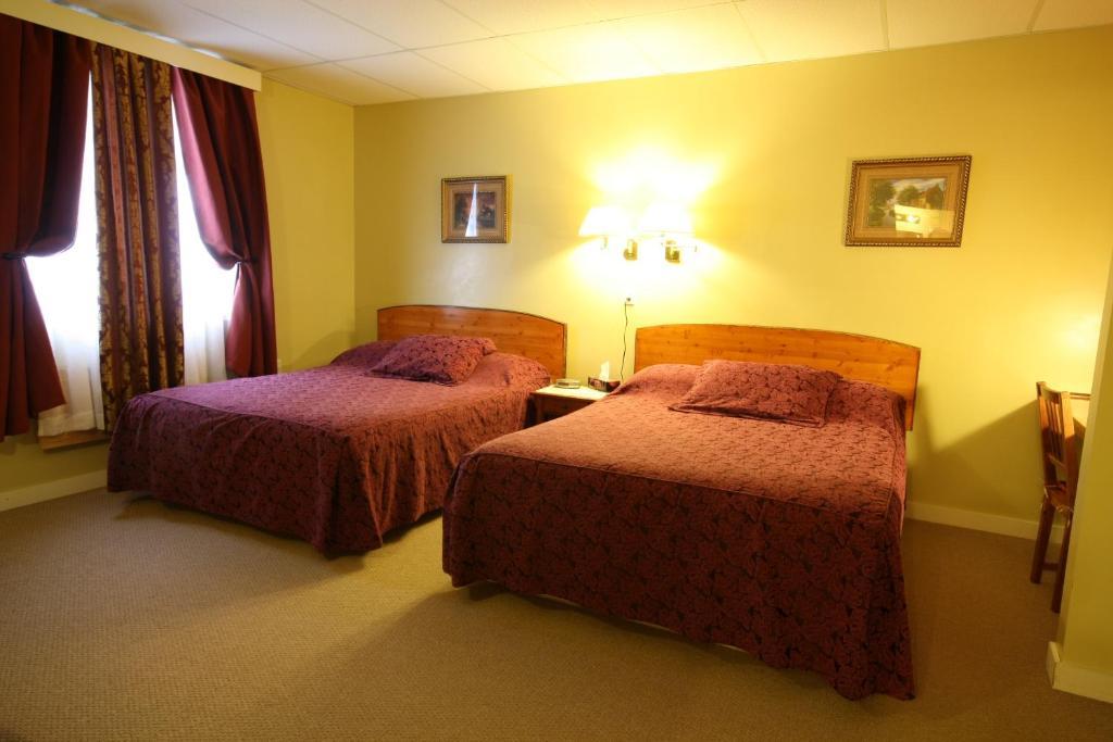 Villa Maria Country Inn Acheson Luaran gambar