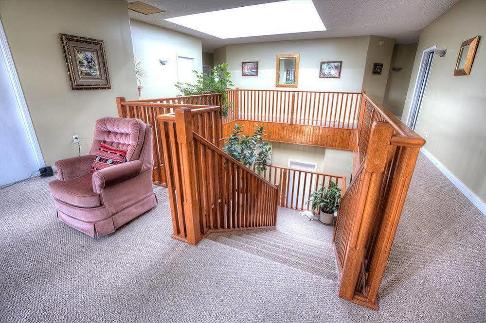 Villa Maria Country Inn Acheson Luaran gambar